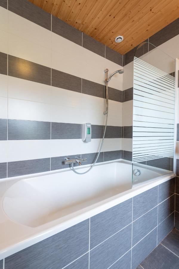La Charbonniere, Grand Gite Haut-De-Gamme Avec Jacuzzi Et Sauna 제라르메르 외부 사진